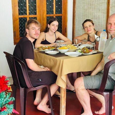 Nethmi Homestay & Restaurant Tangalle Exterior foto