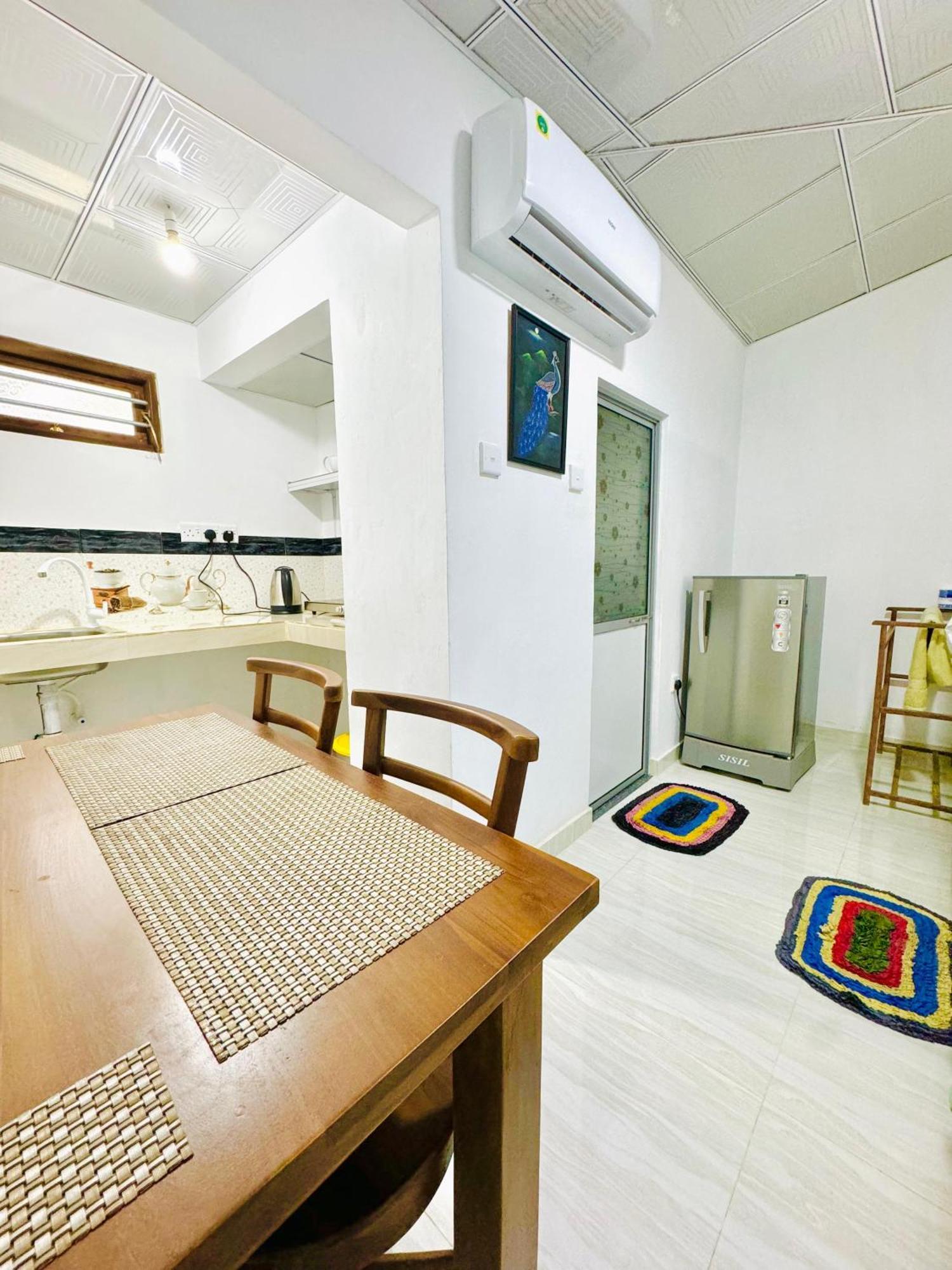 Nethmi Homestay & Restaurant Tangalle Exterior foto