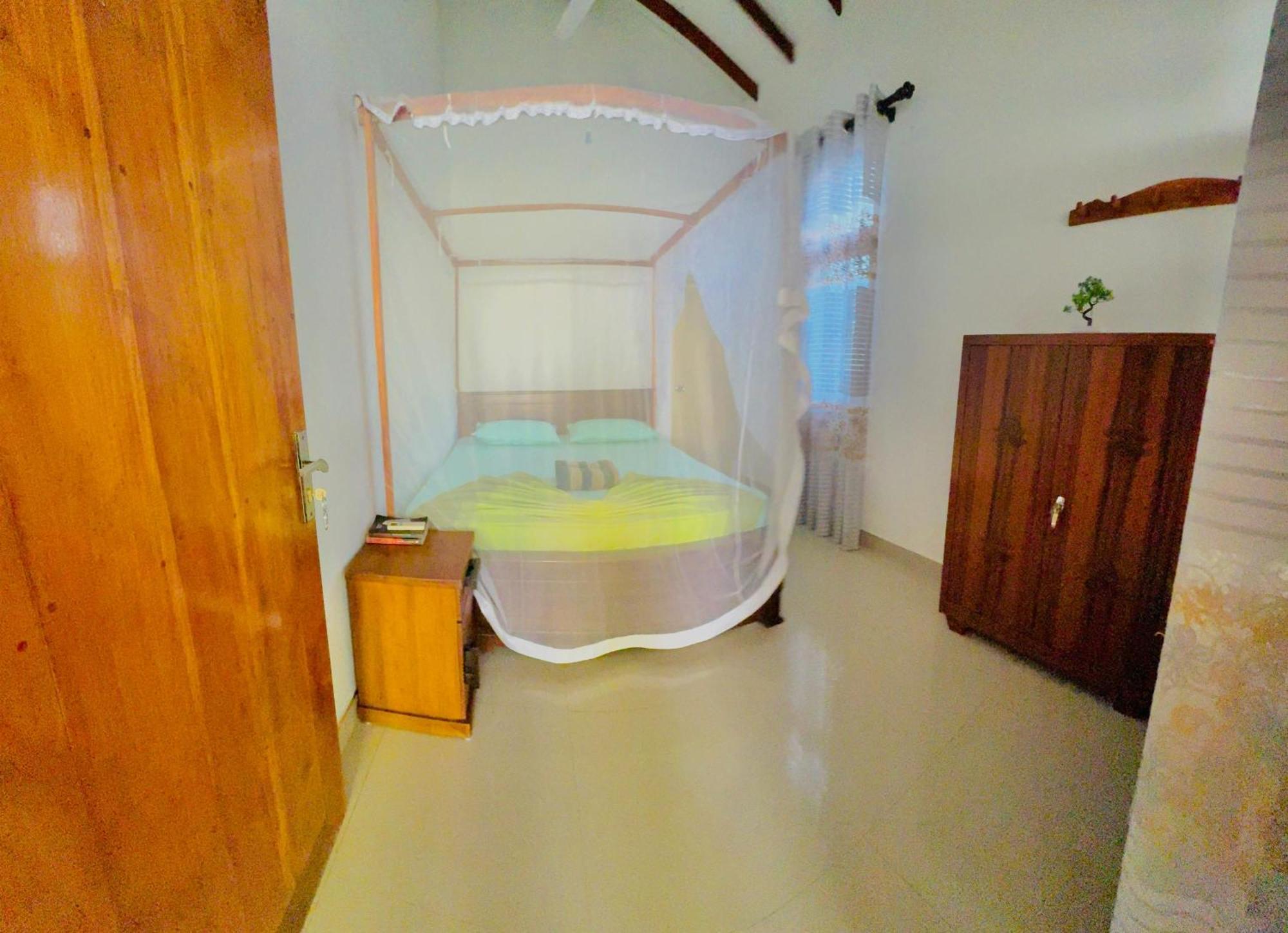 Nethmi Homestay & Restaurant Tangalle Quarto foto