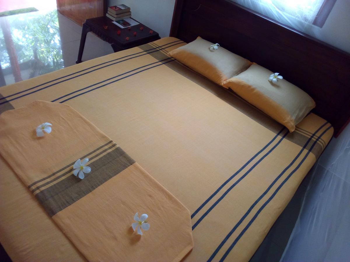 Nethmi Homestay & Restaurant Tangalle Quarto foto